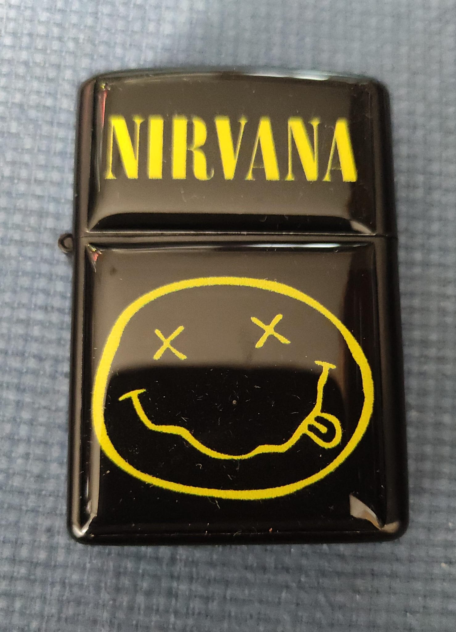 Bricheta NIRVANA Smiley