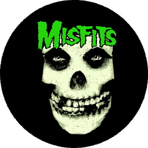 Insigna 3,7 cm MISFITS: Skull (B37-0132)