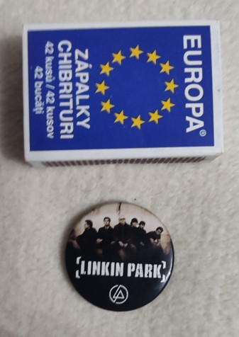 Insigna 3 cm LINKIN PARK Sepia (SHK)