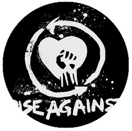 Insigna 2,5 cm RISE AGAINST Fist  (HBG)