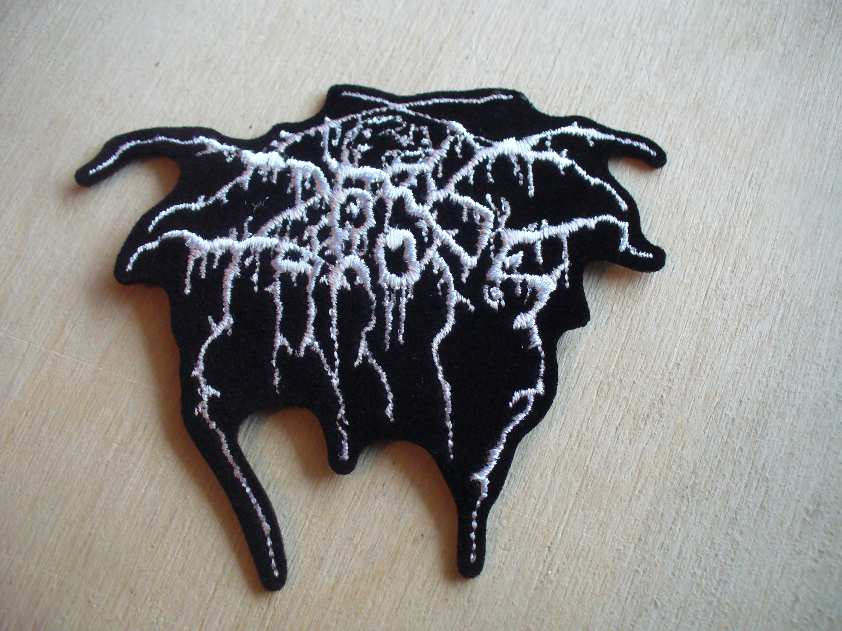 Patch DARKTHRONE Logo (patch de lipit) (EP616)