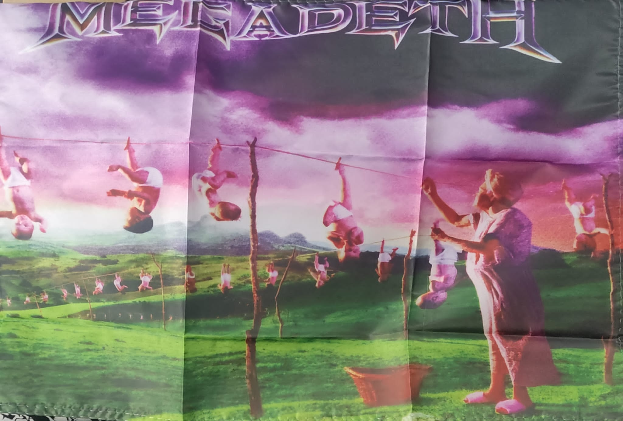 Steag (poster textil) mic MEGADETH Youthanasia (JBG)