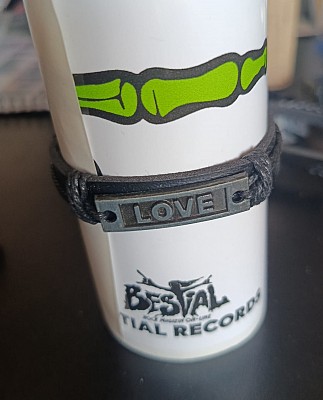 Bratara subtire imitatie de piele Love (JBG) Bratara subtire imitatie de piele Love (JBG)